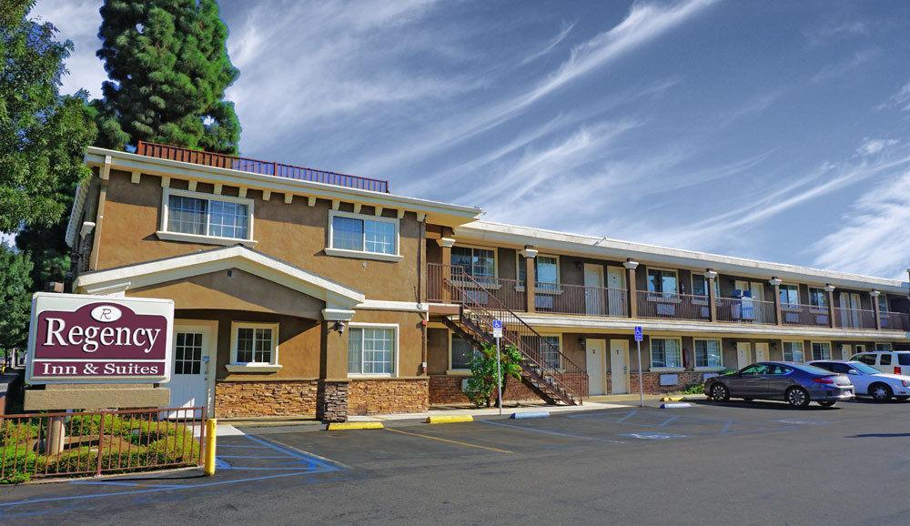 Regency Inn & Suites Downey Exterior foto
